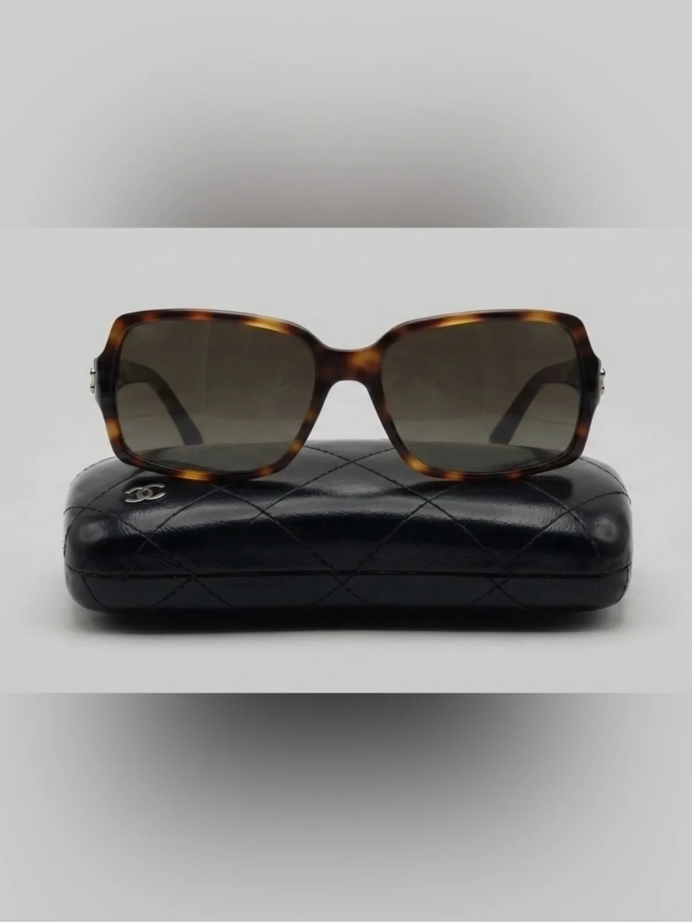 CHANEL women sunglasses